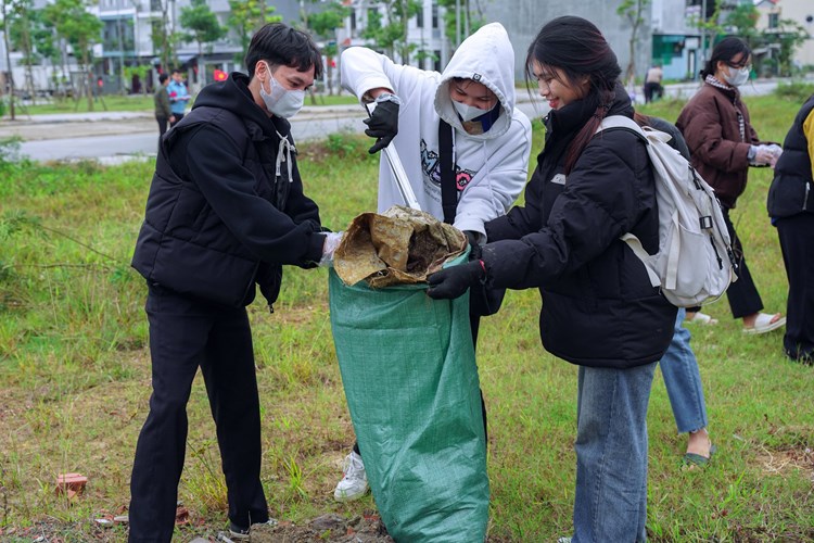 Đánh lô hay về ngày chủ nhật theo dòng sự kiện